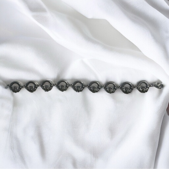 Connemara Marble Stone Set Solid Sterling Silver Claddagh Bracelet - Picture 4 of 6